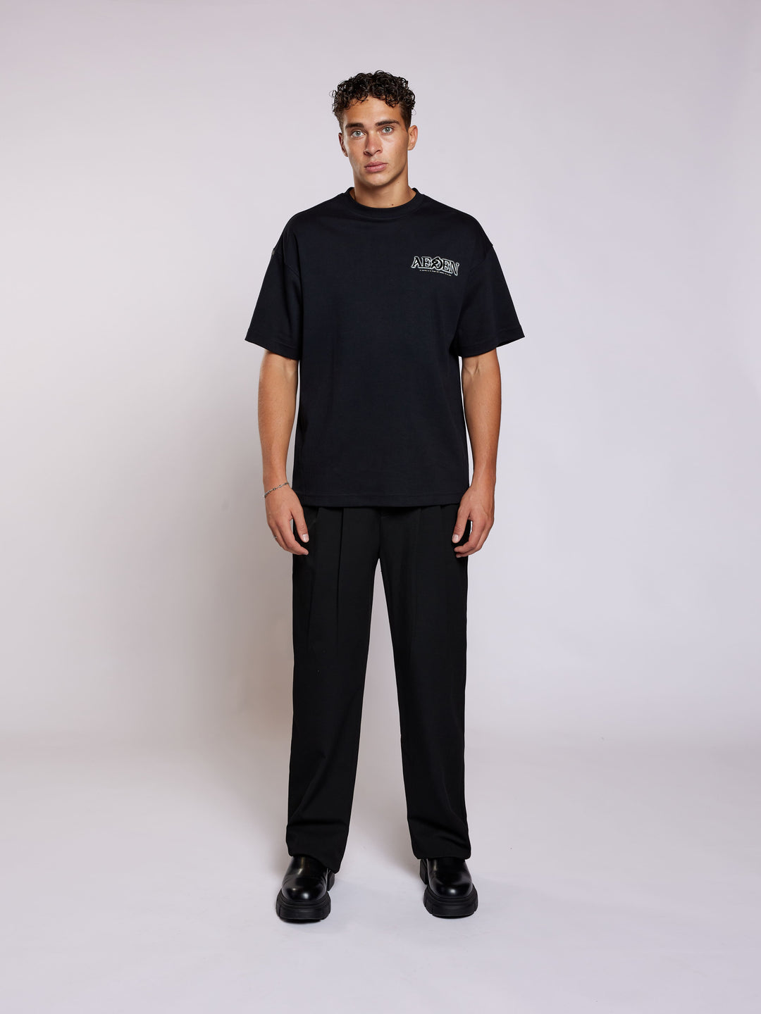 Quentin Tee | Deep Black