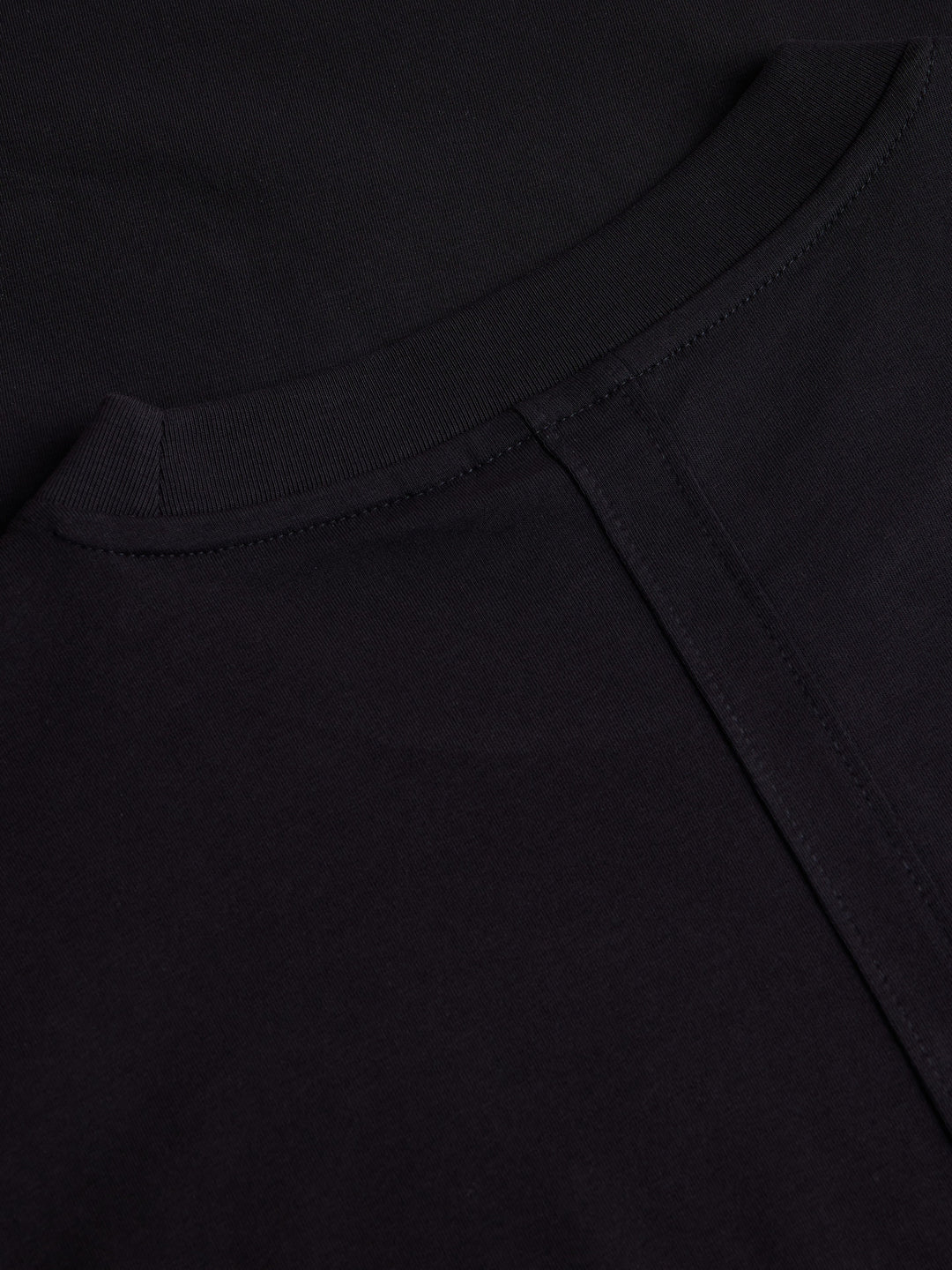 Foreo Tee | Deep Black