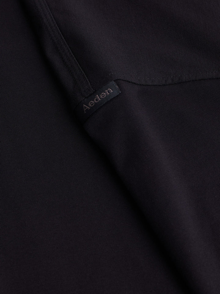 Foreo Tee | Deep Black
