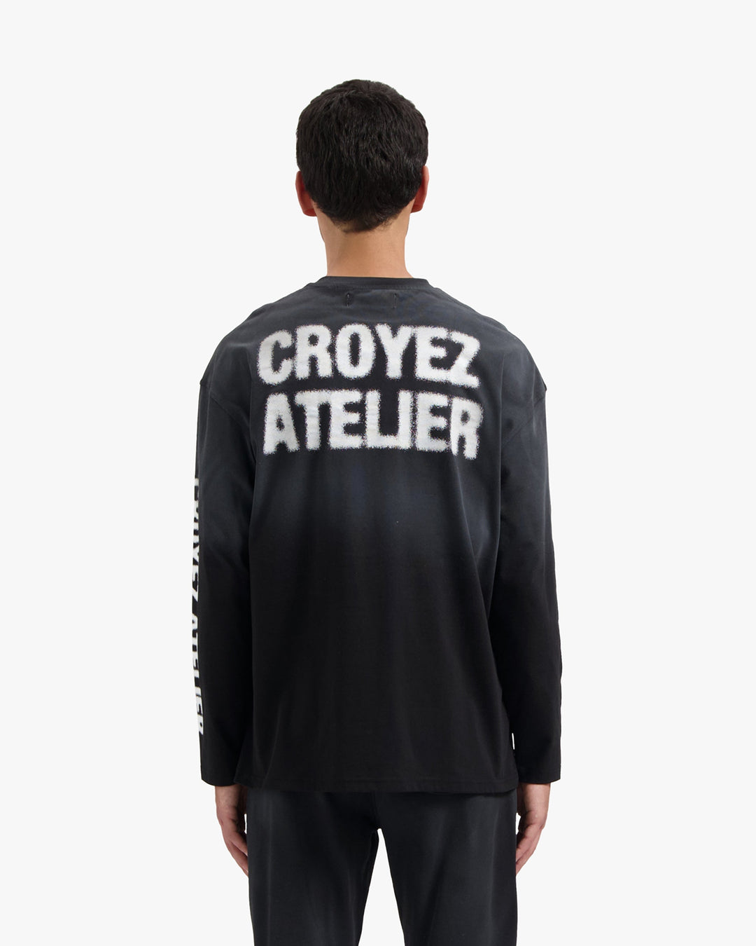CROYEZ SPRAYED ATELIER LONGSLEEVE T-SHIRT | BLACK